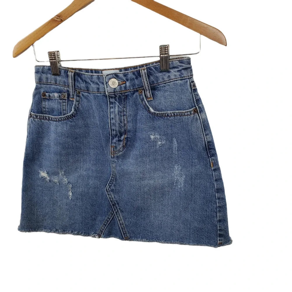 BDG Medium Wash Denim Jean 100% Cotton Mini Skirt Women's Size Small